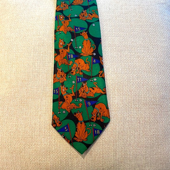Scooby-Doo! Cartoon Network Theme Tie - Picture 1 of 6